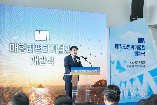 [크기변환]사진4) 축사하는 배정수 의장 2.jpg