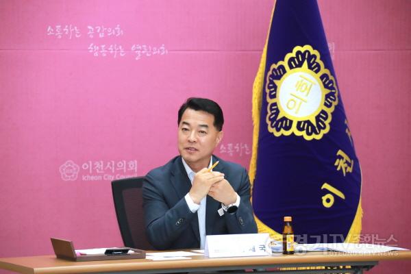 [크기변환]간담회_김재국 으원.JPG