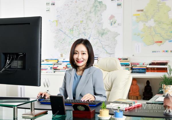 [크기변환]경기문화재단 대표이사 유정주-1.jpg