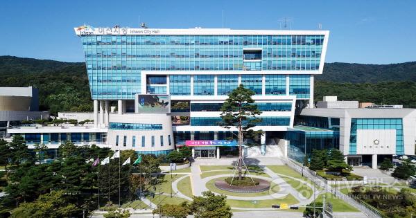 [크기변환]1. 이천시, 도자기축제 기간 관광홍보부스 운영…지역 관광콘텐츠 적극 홍보.jpg