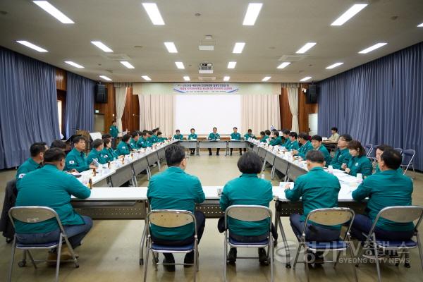 [크기변환]01-여주시, 여름철 재난 대비 총력…선제적 대응 위한 집중 안전 점검 회의 개최.jpg
