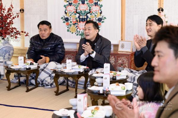 [크기변환]1-3. 화성행궁 야간개장‘달빛화담, 花談’시작됐다.jpg