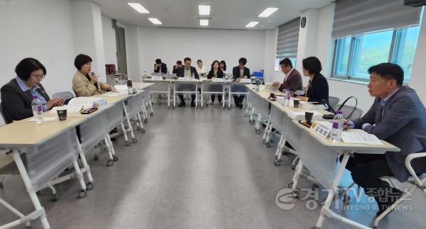 [크기변환]250501 이채영 의원, 조례시행추진관리단 현장정책회의 참석 (1).jpg