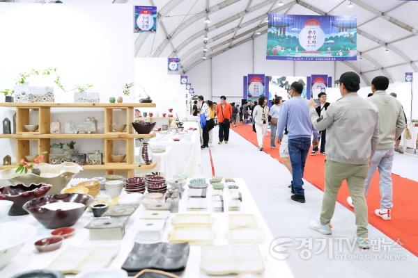 [크기변환]제28회 광주왕실도자페스티벌 성료… 22만여 명 방문하며 전통 도자 문화의 위상 확인 (1).jpg