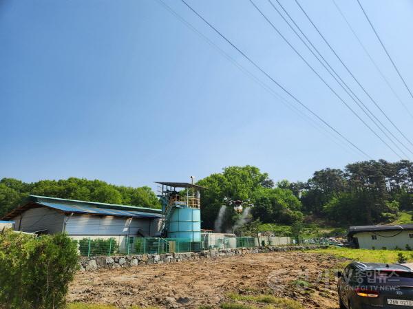 [크기변환]1-3. 아프리카돼지열병 차단 멧돼지 기피제 드론 살포.jpg