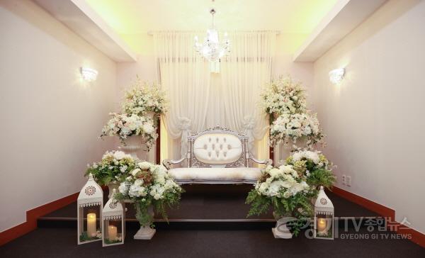 [크기변환]2-2. 용인특례시에서 운영중인 시민예식장 신부대기실 사진.jpg