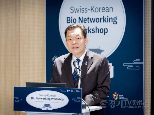 [크기변환]1-1. 수원시, 2025 한국-스위스 바이오 네트워킹 워크숍 열고, 바이오 분야 협력 방안 논의.jpg