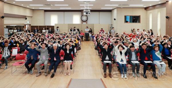 [크기변환]7-2. 23일 용인기흥노인복지관 10주년 개관행사 2025 기흥행복드림 행사가 열렸다..jpg