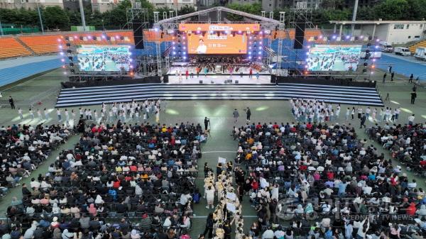 [크기변환](사진2)2만4천명이 함께한 하남의 밤… ‘뮤직 人 The 하남’ 이틀간 감동의 무대.jpg