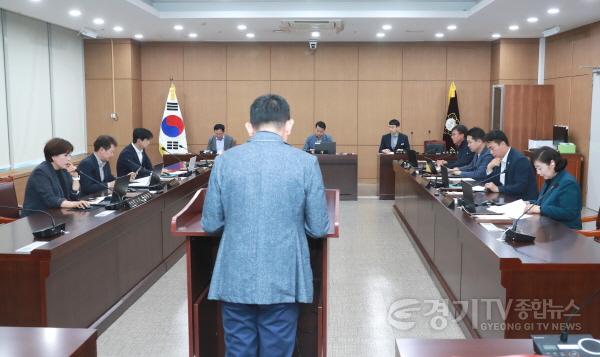 [크기변환]제253회 임시회 폐회 중 제1차 의회운영위원회(위원장 김재국)-2.jpg