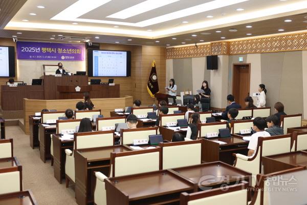 [크기변환]사진2) 2025 제18회 청소년의회 의결 모습.jpg