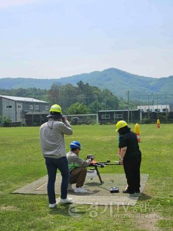 [크기변환]이천시 공무원, 무인멀티콥터 3종 국가자격증 취득.jpg