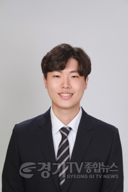 [크기변환]김제관(증명사진).png