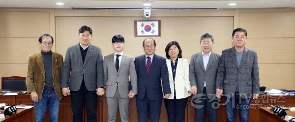 [크기변환]도시미래위원회 단체사진1.jpg