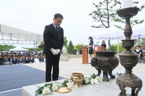 [크기변환]250606_현충일_추념식_사진_1.jpg