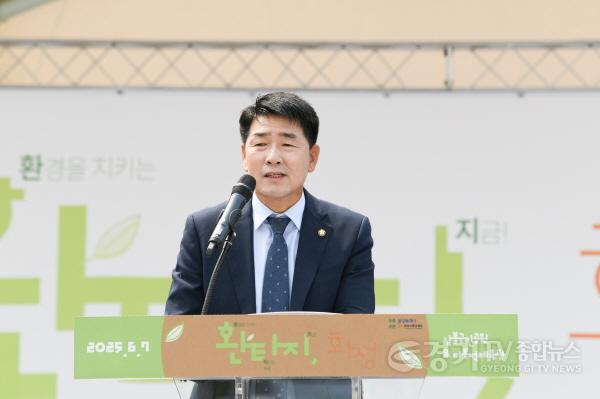 [크기변환]환타지 화성 의장축사.jpg