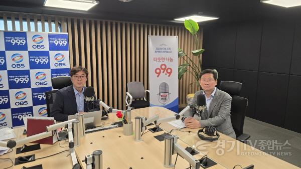 [크기변환]10. 이상일 용인특례시장은 9일 최진만의 굿모닝 OBS에 출연해 그간의 시정 성과에 대한 각종 질문에 답변했다.jpg