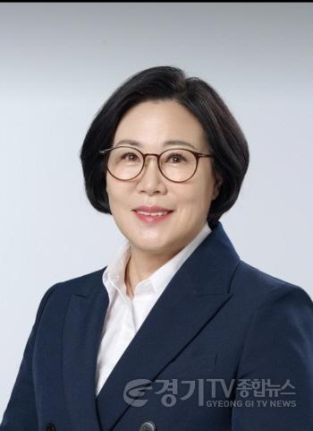 [크기변환]250611 서현옥 의원, 평택시의 소사벌상인회,북부중앙상인회 골목형상점가 지정 환영..지역경제 활력 기대.jpg