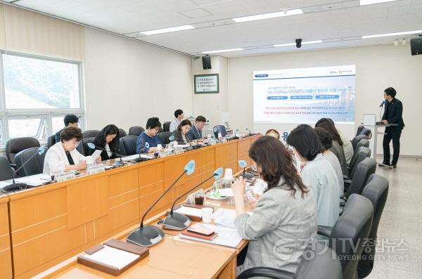 [크기변환]20250612 용인특례시의회 의원연구단체 용인, 축제를 eat(잇)다 연구회, 연구용역 착수보고회 개최(2).jpg