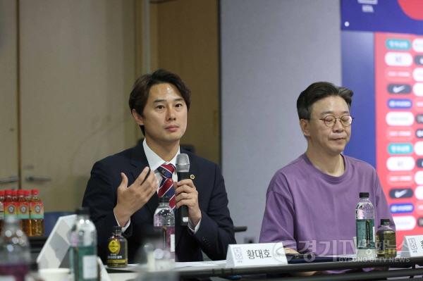 [크기변환]250612 황대호 의원, 대한축구협회(KFA) 소통위원 임명...축구 발전 위해 쓴소리할 것 (1).jpg