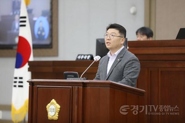 [크기변환]홍종철 의원 본회의장 (1).jpg