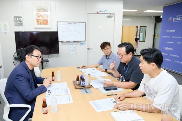[크기변환]20250617 용인특례시의회 강영웅 의원, 악성민원 대응 조례 개정을 위한 간담회 개최(3).jpg