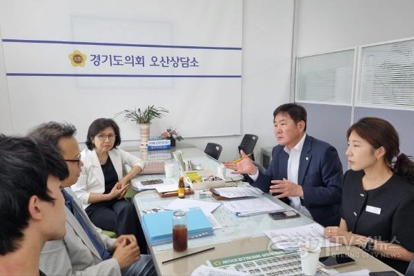 [크기변환]250618 조용호 의원, 소상공인 숨통 트이도록...지역경제 회복 팔 걷어.jpg