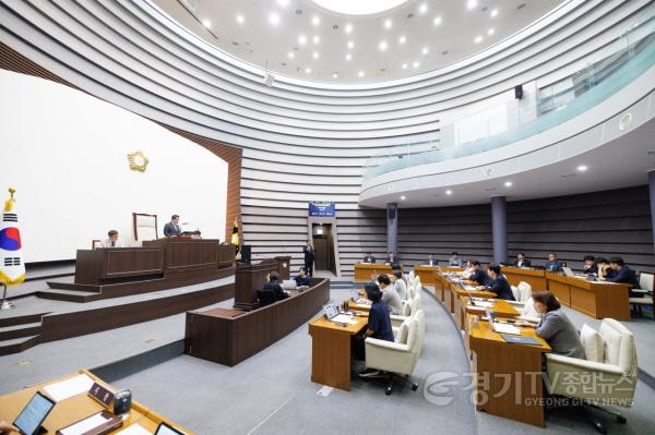 [크기변환]보도자료 게재【광주시의회, 제317회 정례회 마무리… 행정사무감사 통해 시정 운영 면밀히 점검】 (1).jpg