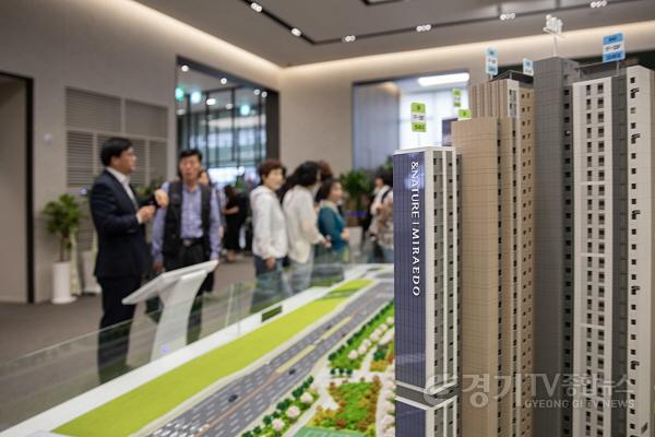 [크기변환]브레인시티 앤네이처 미래도 견본주택 이미지 (3).jpg