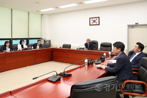 [크기변환]사진2) 착수보고 및 질의응답 모습.jpg