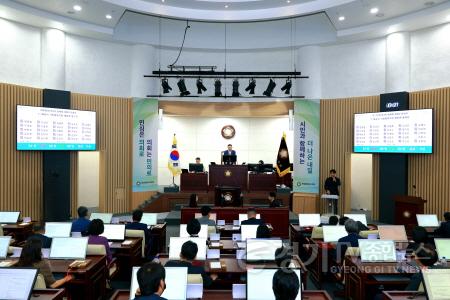 [크기변환]2.제3차 본회의 모습.jpg