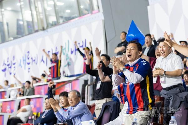 [크기변환]1-8. 수원특례시, 시민 일상을 업그레이드했다!.jpg