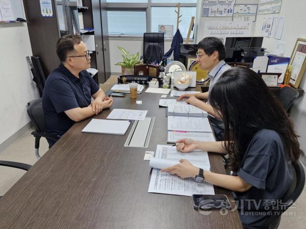 [크기변환]250626 임창휘 의원, 광주시 등 산모·신생아 건강관리 지원사업 예산 현황 점검을 위한 정담회 열어 (2).jpg