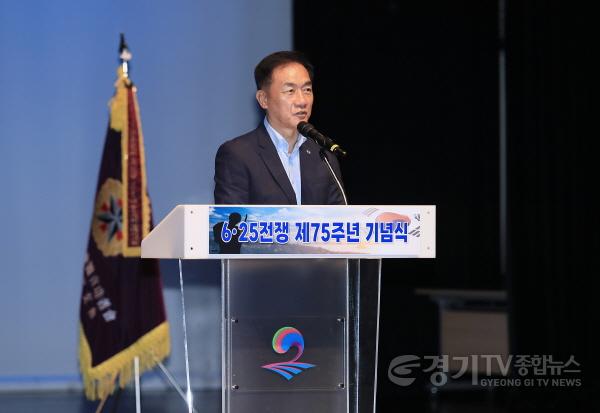 [크기변환]2-1 6 25전쟁 제75주년 기념식 개최.jpg