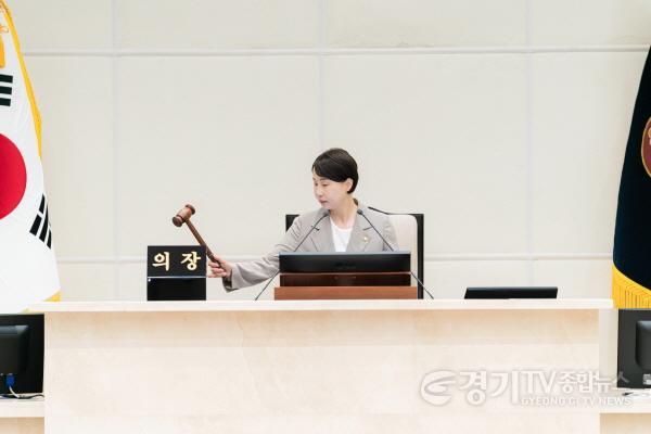 [크기변환]20250627 용인특례시의회, 제293회 제1차 정례회 폐회(4).jpg