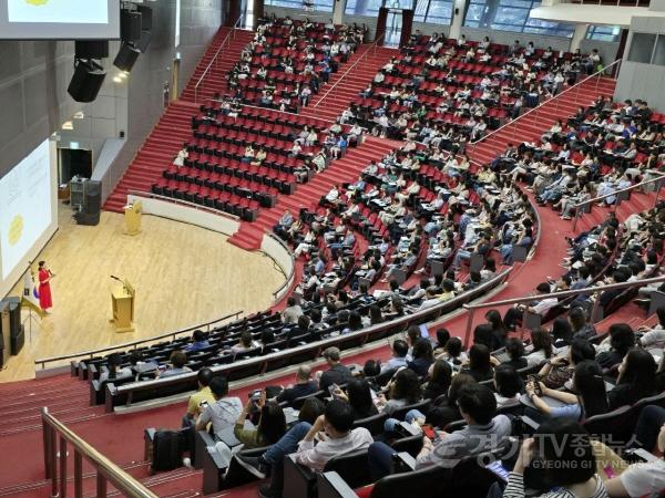[크기변환]250627_경기도교육청__미래형_진로교육_실천을_위한_교사_역량_강화_나서(사진).jpg