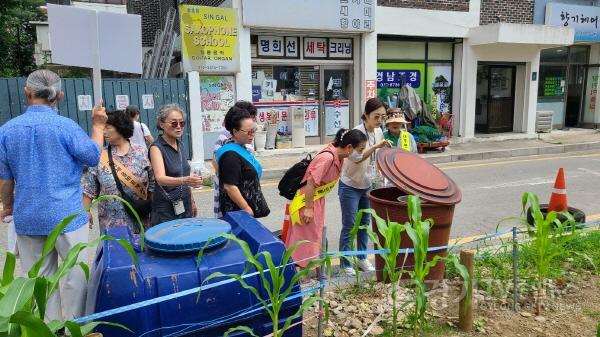 [크기변환]6-2. 기흥구보건소 모기퇴치 캠페인.jpg