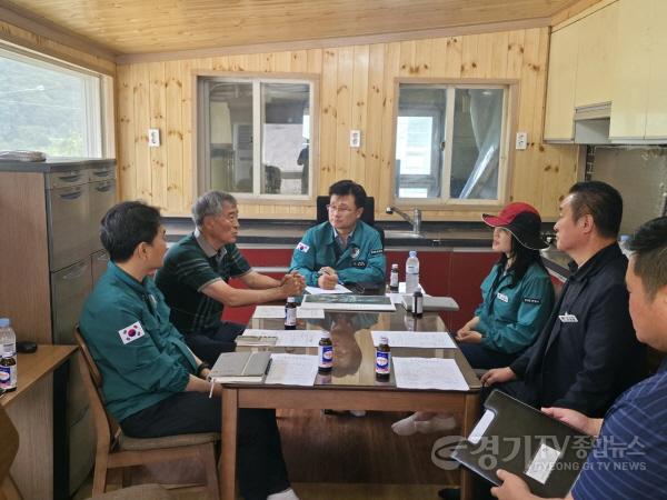 [크기변환]1-2. (축산정책과)부시장님 지일축산(회의)축산농가 의견 청취.jpg