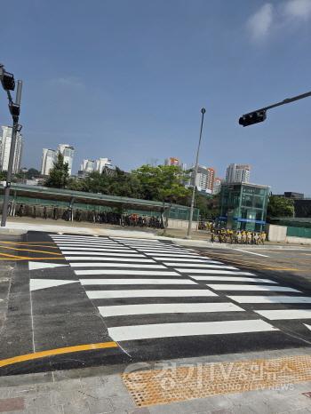 [크기변환]9-1. 용인특례시, GTX-A 구성역 4번출구 앞에 설치된 횡단보도.jpg