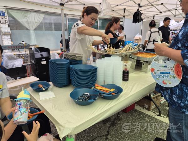 [크기변환]01-2 양평수박축제 다회용기 사용.jpeg