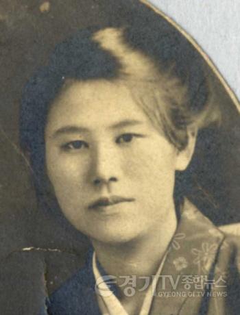 [크기변환]1-2. 수원지역 독립운동가의 희생이 잊히지 않도록!(이현경).jpg