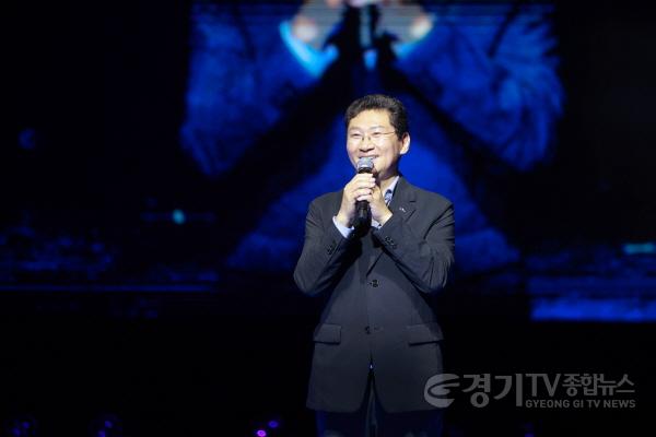 [크기변환]7-4. 8일 오후 시청 에이스홀에서 용인특례시 주최 제2회 대한민국 대학연극제가 막을 올렸다.jpg