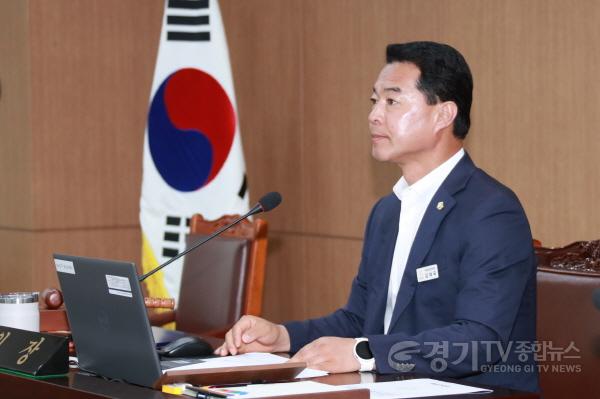 [크기변환]제254회 이천시의회 제1차 정례회 폐회 중 제1차 의회운영위원회-2.jpg