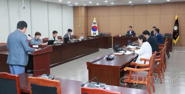 [크기변환]제254회 이천시의회 제1차 정례회 폐회 중 제1차 의회운영위원회-1.jpg