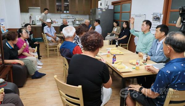 [크기변환]2-2 정장선 평택시장 폭염 대응 현장 점검.JPG