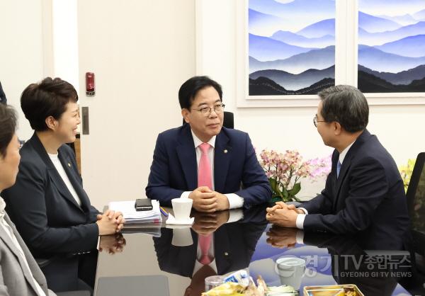 [크기변환]사진자료+5(국민의힘+원내대표+면담).jpg