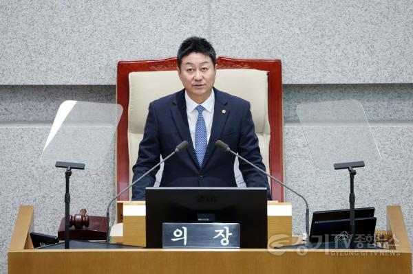 [크기변환]250715 김진경 의장, “ 후반기 1년은 변화와 실천의 길…남은 1년, 결과로 보여줄 완성의 시간” (2).jpg