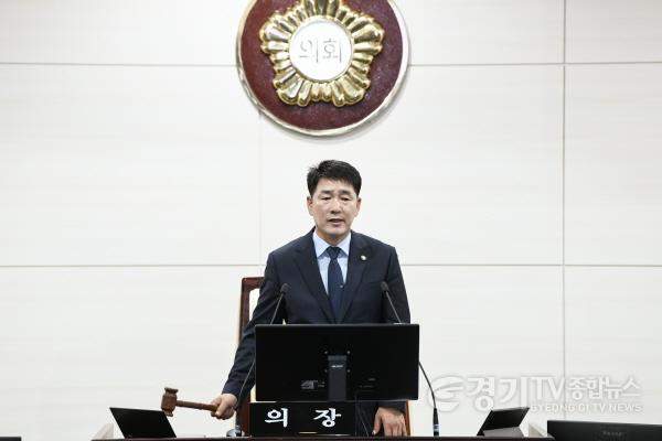 [크기변환]1.배정수 의장 제243회 임시회 1차 본회의 개의선언.jpg