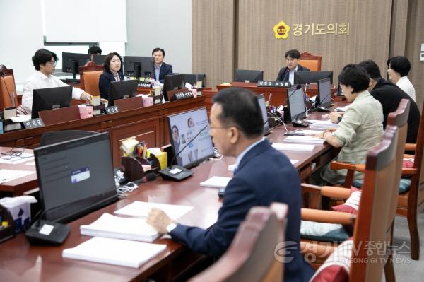 [크기변환]250717 기획재정위원회, 행정기구 및 정원 조례 개정안 원안 가결... 집행부와의 충분한 소통 결과 (2).jpg