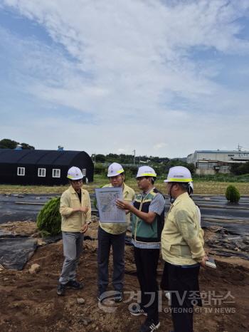 [크기변환]수시보도1-1 미산동 시민교회 인근 보강토 옹벽 복구 현장.jpg